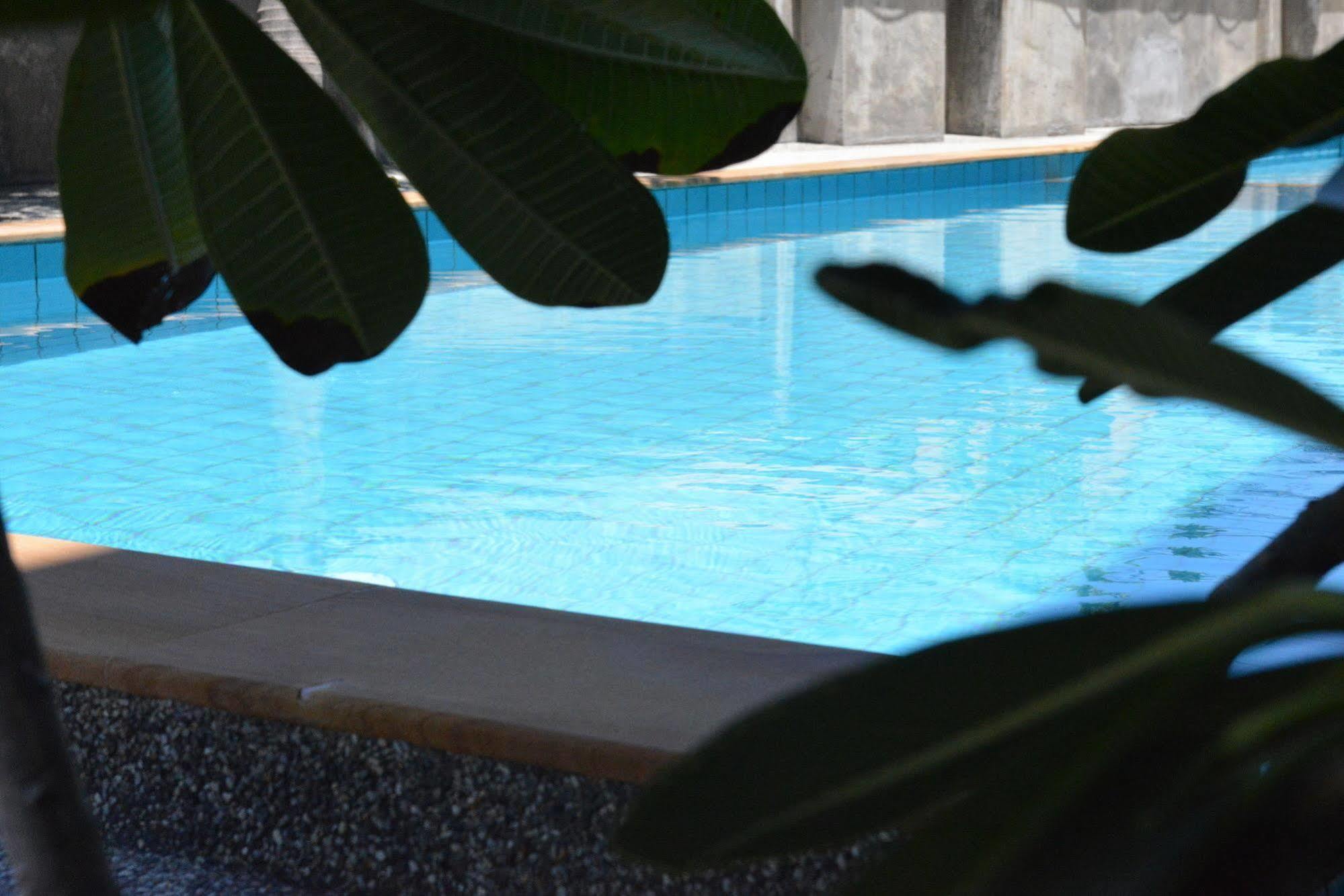 Vanda House Resort Ламай Бийч Екстериор снимка