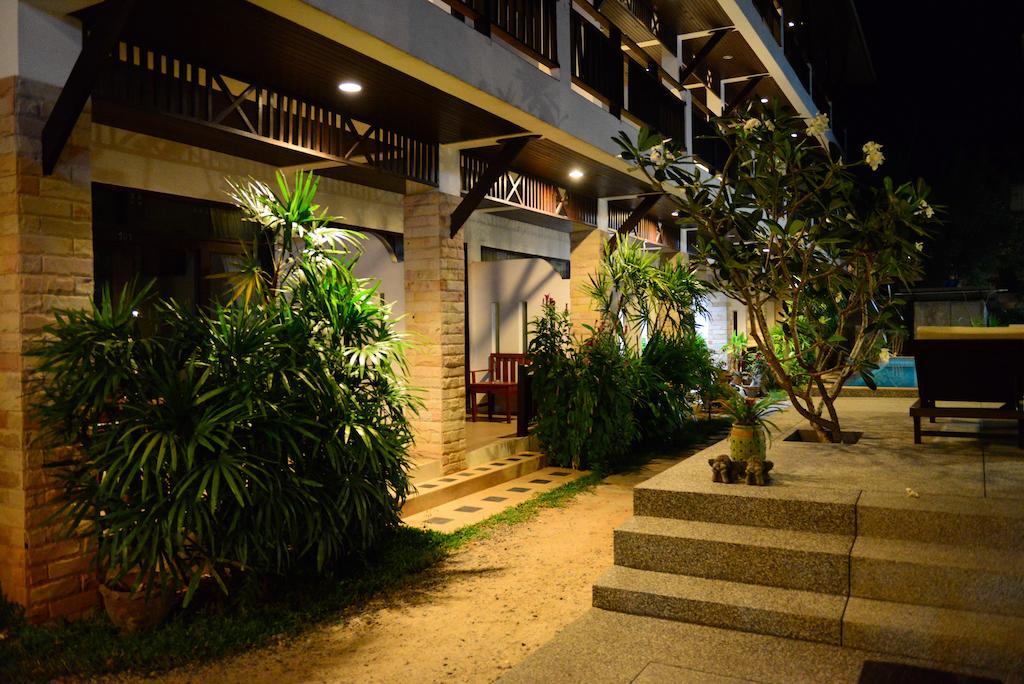 Vanda House Resort Ламай Бийч Екстериор снимка
